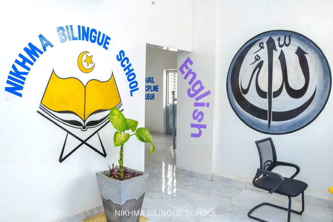 Hall décoré Nikhma Bilingue School